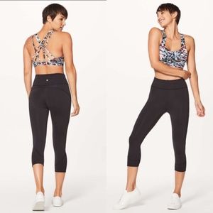Lululemon In Movement Crop Everlux Tight Legging